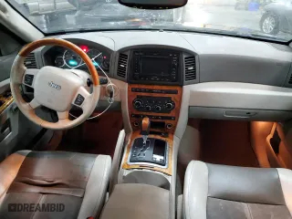 2006 Jeep Grand Cherokee Overland with VIN 1J8HR68266C197645, listed as a Copart auction lot 45482295 with 113,524 mi miles and Clean Title. Bid and sale history available at carsss.com. Image 8.