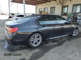2016 BMW 7 Series 740i z VIN WBA7E2C55GG547282, wystawiony jako Copart lot #57740095 z przebiegiem Nie podano mil oraz Szkoda całkowita • Salvage title. Historia ofert i sprzedaży dostępna na DreamBid. Obrazek 3.