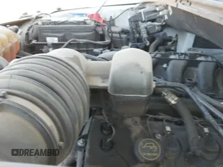 2017 Ford F-150 XL с VIN 1FTMF1C83HKE37594, выставлен на аукционе IAAI как лот 42381825 с пробегом 227 774 миль миль и . История ставок и продаж доступна на DreamBid. Изображение 19.