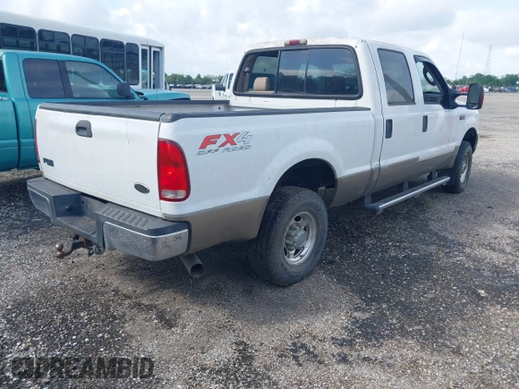 2004 Ford F-250 XL z VIN 1FTNW21P64ED90493, wystawiony jako IAAI lot #42406728 z przebiegiem 287 988 mil mil oraz . Historia ofert i sprzedaży dostępna na DreamBid. Obrazek 4.
