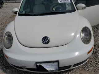 2008 Volkswagen New Beetle Coupe Triple White with VIN 3VWFW31CX8M518206, listed as a Copart auction lot 49158595 with 0 mi miles and Clean Title. Bid and sale history available at carsss.com. Image 11.