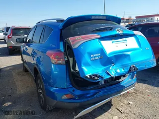 2016 Toyota RAV4 XLE with VIN JTMWFREV3GJ098415, listed as a IAAI auction lot 41866800 with 97,440 mi miles. Bid and sale history available at carsss.com. Image 3.