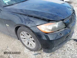 2007 BMW 3 Series 328i with VIN WBAVA33517KX71509, listed as a IAAI auction lot 41868505 with 167,905 mi miles and . Bid and sale history available at DreamBid. Image 13.