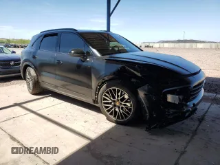 2021 Porsche Cayenne z VIN WP1AA2AY0MDA05827, wystawiony jako Copart lot #56890125 z przebiegiem 36 252 mil mil oraz Szkoda całkowita • Salvage title. Historia ofert i sprzedaży dostępna na DreamBid. Obrazek 4.