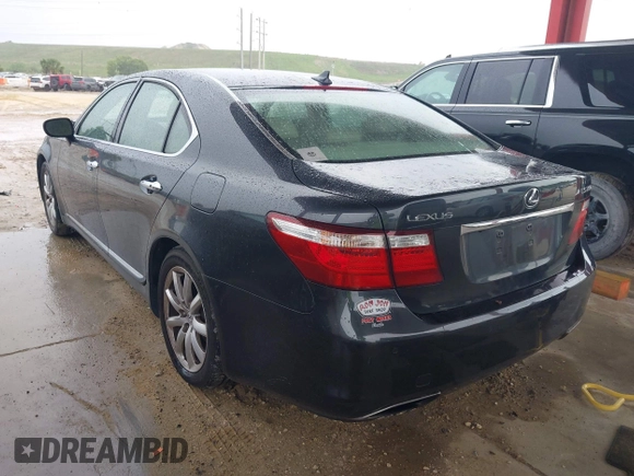 2007 Lexus LS 460 z VIN JTHBL46F275041387, wystawiony jako IAAI lot #42417384 z przebiegiem 154 787 mil mil oraz . Historia ofert i sprzedaży dostępna na DreamBid. Obrazek 3.