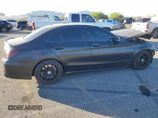 2017 Mercedes-Benz C 63 AMG с VIN 55SWF8GB9HU205956, выставлен на аукционе Copart как лот 72935004 с пробегом 81 191 миль миль и Списание • Salvage title. История ставок и продаж доступна на DreamBid. Изображение 3.
