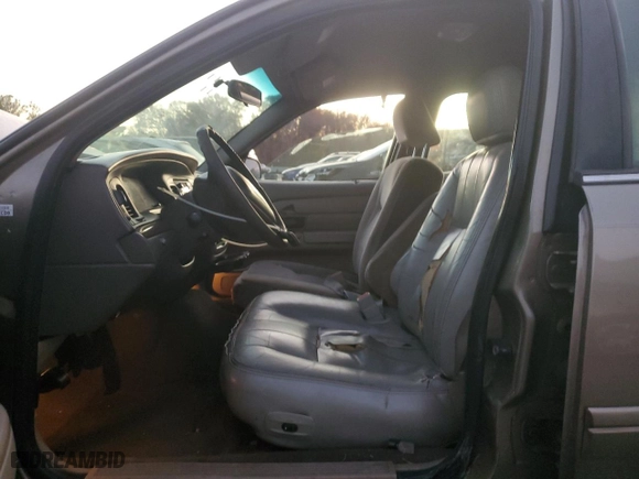 2003 Ford Crown Victoria Standard with VIN 2FAFP73W43X138649, listed as a Copart auction lot 78799164 with 563,343 mi miles and Salvage Title. Bid and sale history available at carsss.com. Image 7.
