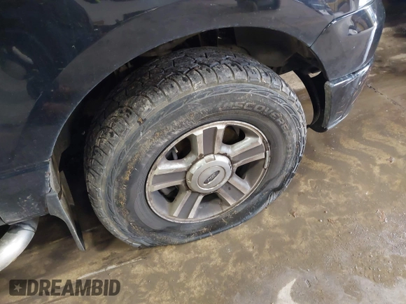 2008 Ford F-150 STX с VIN 1FTRX14W58FB82133, выставлен на аукционе IAAI как лот 41728476 с пробегом 240 697 миль миль и . История ставок и продаж доступна на DreamBid. Изображение 14.