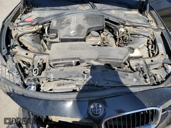 2014 BMW 3 Series 328i with VIN WBA3C1C5XEK106904, listed as a Copart auction lot 60565595 with 91,576 mi miles and Salvage title. Bid and sale history available at DreamBid. Image 11.