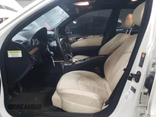 2009 Mercedes-Benz E-Class Luxury 3.5L with VIN WDBUF56X39B421390, listed as a Copart auction lot 47384395 with 125,642 mi miles and Salvage Title. Bid and sale history available at carsss.com. Image 7.