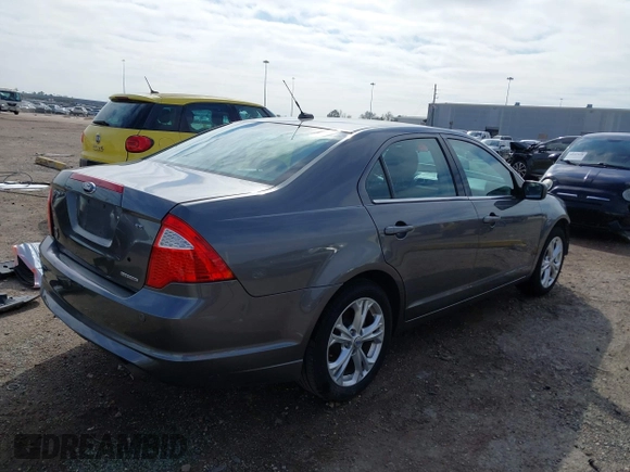 2012 Ford Fusion SE z VIN 3FAHP0HG0CR436745, wystawiony jako IAAI lot #41598812 z przebiegiem 116 305 mil mil oraz . Historia ofert i sprzedaży dostępna na DreamBid. Obrazek 4.