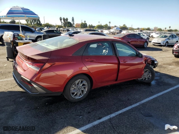 2024 Hyundai Elantra SEL with VIN KMHLM4DG4RU657451, listed as a Copart auction lot 81934824 with 7,639 mi miles and Salvage Title. Bid and sale history available at carsss.com. Image 3.
