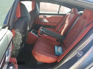 2024 BMW M8 Competition z VIN WBSGV0C02RCN81436, wystawiony jako Copart lot #76872664 z przebiegiem Nie podano mil oraz Nie do naprawy • Non repairable. Historia ofert i sprzedaży dostępna na DreamBid. Obrazek 10.
