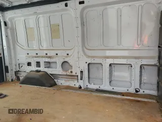 2017 Ford Transit z VIN 1FTYR2CM1HKB02605, wystawiony jako Copart lot #59355545 z przebiegiem Nie podano mil oraz Szkoda całkowita • Salvage title. Historia ofert i sprzedaży dostępna na DreamBid. Obrazek 11.