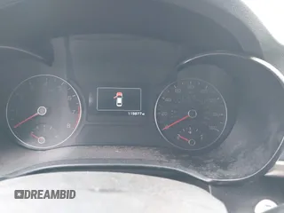 2016 Kia Optima SX Turbo с VIN 5XXGW4L20GG062931, выставлен на аукционе IAAI как лот 42430311 с пробегом 119 877 миль миль и . История ставок и продаж доступна на DreamBid. Изображение 7.