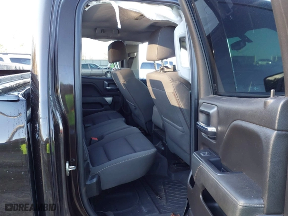 2018 Chevrolet Silverado 1500 LT with VIN 1GCVKREC1JZ292441, listed as a IAAI auction lot 41074213 with 146,607 mi miles. Bid and sale history available at carsss.com. Image 8.