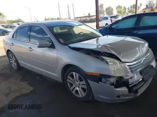 2008 Ford Fusion SEL with VIN 3FAHP08108R247080, listed as a IAAI auction lot 42015038 with 202,843 mi miles. Bid and sale history available at carsss.com. Image 1.