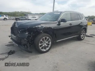 2021 BMW X5 sDrive40i with VIN 5UXCR4C01M9G22129, listed as a Copart auction lot 53636665 with 93,231 mi miles and Clean Title. Bid and sale history available at carsss.com. Image 1.
