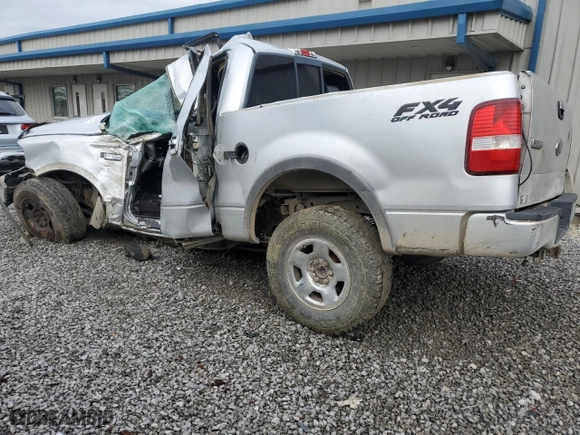 2004 Ford F-150 XLT with VIN 1FTPW145X4FA19621, listed as a Copart auction lot 83481074 with 0 mi miles and Non Repairable. Bid and sale history available at carsss.com. Image 2.