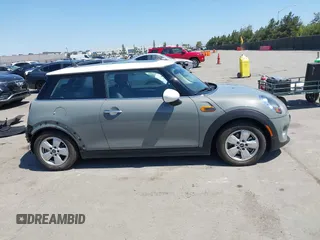 2018 MINI Hardtop Cooper with VIN WMWXP5C55J2H29048, listed as a IAAI auction lot 42315130 with 9,352 mi miles and . Bid and sale history available at DreamBid. Image 14.