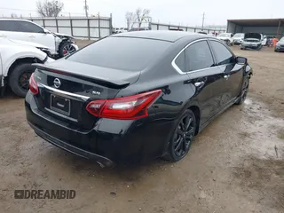 2017 Nissan Altima SV with VIN 1N4AL3AP9HC235571, listed as a IAAI auction lot 41517559 with 111,129 mi miles and . Bid and sale history available at carsss.com. Image 4.