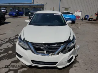 2017 Nissan Altima SR z VIN 1N4AL3AP2HC146392, wystawiony jako Copart lot #57625665 z przebiegiem 153 736 mil mil oraz Szkoda całkowita • Salvage title. Historia ofert i sprzedaży dostępna na DreamBid. Obrazek 5.