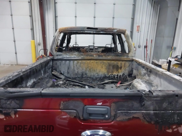 2015 Ford F-250 Lariat с VIN 1FT7W2B67FEC97712, выставлен на аукционе IAAI как лот 41828275 с пробегом 150 000 миль миль и . История ставок и продаж доступна на DreamBid. Изображение 14.