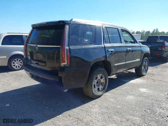 2015 Cadillac Escalade Premium with VIN 1GYS4CKJ2FR221778, listed as a IAAI auction lot 41041208 with 1 mi miles. Bid and sale history available at carsss.com. Image 4.