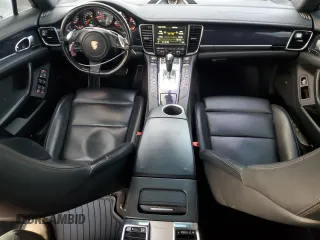 2014 Porsche Panamera 4S Executive with VIN WP0BB2A7XEL062036, listed as a Copart auction lot 83181694 with 125,061 mi miles and Salvage Title. Bid and sale history available at DreamBid. Image 8.