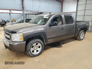 2007 Chevrolet Silverado 1500 LTZ with VIN 2GCEK13M471608557, listed as a Copart auction lot 43639285 with 217,905 mi miles and Salvage Title. Bid and sale history available at carsss.com. Image 1.