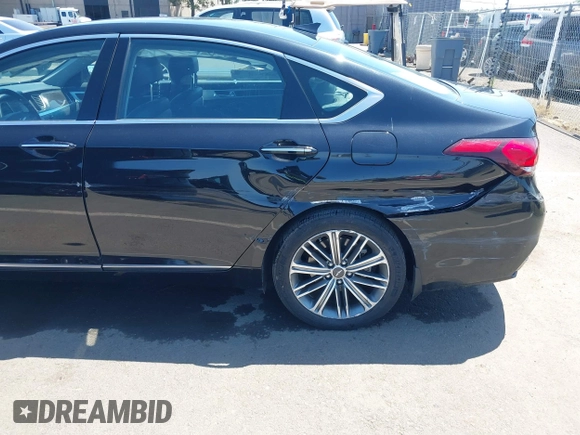 2018 Genesis G80 3.8L с VIN KMHGN4JE3JU284909, выставлен на аукционе IAAI как лот 42188611 с пробегом 37 215 миль миль и . История ставок и продаж доступна на DreamBid. Изображение 18.