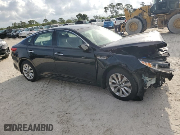 2017 Kia Optima EX z VIN 5XXGU4L34HG143673, wystawiony jako Copart lot #51440855 z przebiegiem 151 750 mil mil oraz Szkoda całkowita • Salvage title. Historia ofert i sprzedaży dostępna na DreamBid. Obrazek 4.