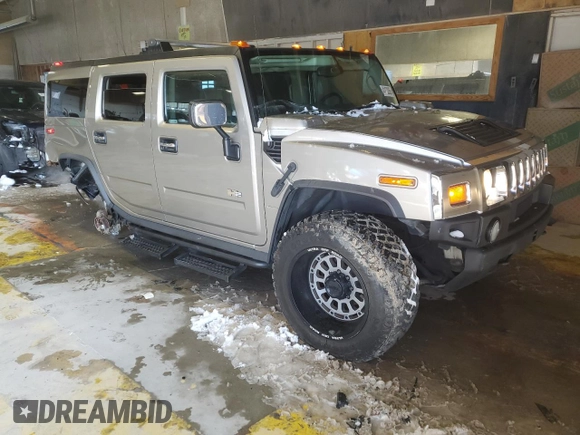 2004 Hummer H2 with VIN 5GRGN23U34H104465, listed as a Copart auction lot 41432055 with 154,346 mi miles and Salvage Title. Bid and sale history available at carsss.com. Image 4.
