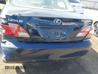 2004 Lexus ES 350 z VIN JTHBA30G245011061, wystawiony jako IAAI lot #42391223 z przebiegiem 146 919 mil mil oraz . Historia ofert i sprzedaży dostępna na DreamBid. Obrazek 16.