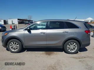2018 Kia Sorento LX with VIN 5XYPG4A31JG407962, listed as a IAAI auction lot 41774715 with 155,338 mi miles. Bid and sale history available at carsss.com. Image 14.