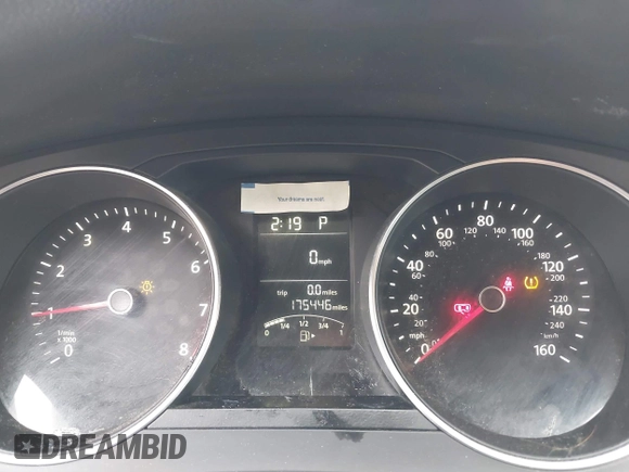 2015 Volkswagen Jetta SE z VIN 3VWD17AJ8FM323116, wystawiony jako IAAI lot #42246679 z przebiegiem 175 446 mil mil oraz . Historia ofert i sprzedaży dostępna na DreamBid. Obrazek 7.