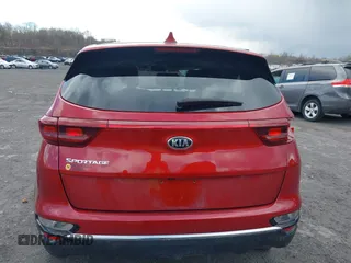 2022 Kia Sportage LX with VIN KNDPMCAC0N7002990, listed as a IAAI auction lot 42042805 with 25,789 mi miles and . Bid and sale history available at carsss.com. Image 16.