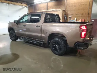 2019 Chevrolet Silverado 1500 Custom Trail Boss with VIN 3GCPYCEF2KG220731, listed as a Copart auction lot 47949865 with 74,962 mi miles and Salvage Title. Bid and sale history available at carsss.com. Image 2.