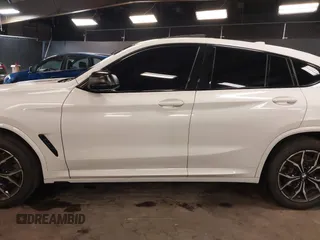 2024 BMW X4 xDrive30i z VIN 5UX33DT06R9U63095, wystawiony jako IAAI lot #40352257 z przebiegiem 19 349 mil mil oraz . Historia ofert i sprzedaży dostępna na DreamBid. Obrazek 13.