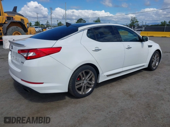 2013 Kia Optima SX with VIN 5XXGR4A65DG194141, listed as a IAAI auction lot 42261444 with 167,918 mi miles and . Bid and sale history available at DreamBid. Image 4.