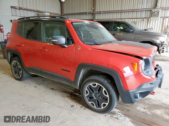 2017 Jeep Renegade Trailhawk with VIN ZACCJBCB1HPF32155, listed as a Copart auction lot 59960535 with 98,286 mi miles and Salvage title. Bid and sale history available at DreamBid. Image 4.