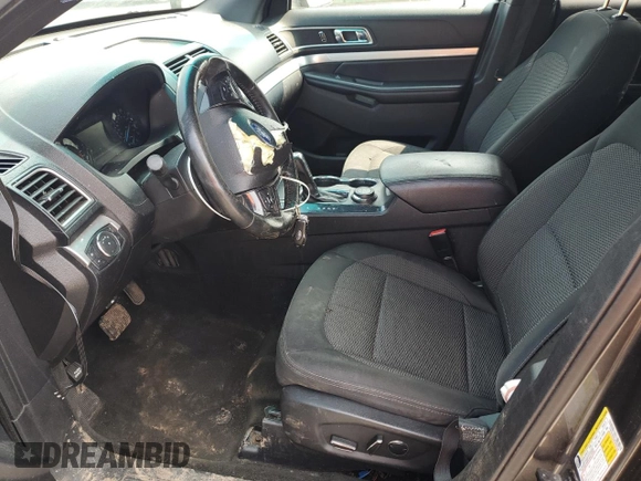 2017 Ford Explorer XLT с VIN 1FM5K8DH2HGA85646, выставлен на аукционе Copart как лот 59080105 с пробегом 160 074 миль миль и Списание • Salvage title. История ставок и продаж доступна на DreamBid. Изображение 7.