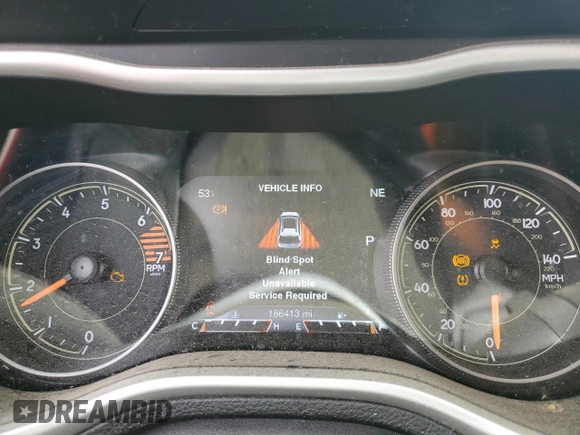 2018 Jeep Cherokee Trailhawk with VIN 1C4PJMBB2JD506327, listed as a Copart auction lot 75747364 with 186,413 mi miles and Salvage Title. Bid and sale history available at DreamBid. Image 9.