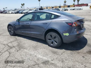 2023 Tesla Model 3 с VIN 5YJ3E1EAXPF586739, выставлен на аукционе Copart как лот 62958685 с пробегом 32 650 миль миль и Списание • Salvage title. История ставок и продаж доступна на DreamBid. Изображение 2.