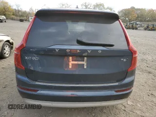 2022 Volvo XC90 Momentum with VIN YV4A221KXN1836374, listed as a Copart auction lot 73677533 with 7,766 mi miles and . Bid and sale history available at DreamBid. Image 6.