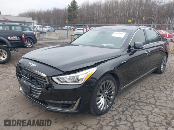 2018 Genesis G90 3.3T Premium with VIN KMHG34JA7JU041008, listed as a IAAI auction lot 41719369 with 146,874 mi miles. Bid and sale history available at carsss.com. Image 17.