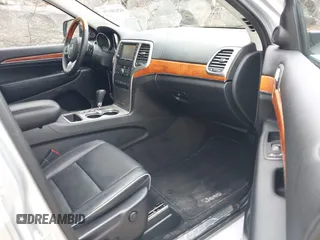 2011 Jeep Grand Cherokee Overland with VIN 1J4RS6GG1BC745794, listed as a IAAI auction lot 42030470 with 47,442 mi miles and . Bid and sale history available at DreamBid. Image 5.