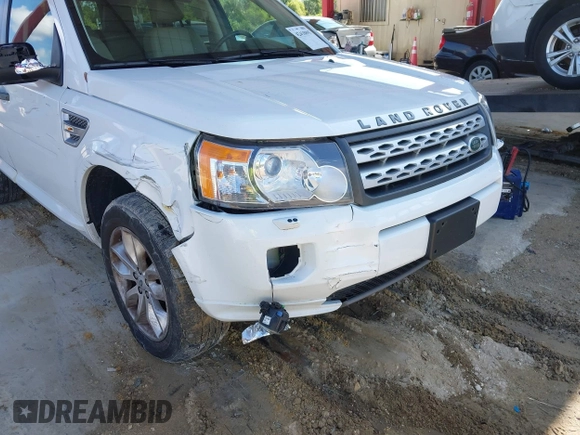 2011 Land Rover LR2 HSE with VIN SALFR2BN5BH268155, listed as a IAAI auction lot 42418895 with 91,566 mi miles and . Bid and sale history available at DreamBid. Image 6.