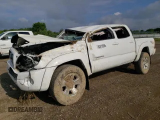 2010 Toyota Tacoma z VIN 3TMLU4EN1AM048635, wystawiony jako Copart lot #63413095 z przebiegiem 191 774 mil mil oraz Szkoda całkowita • Salvage title. Historia ofert i sprzedaży dostępna na DreamBid. Obrazek 1.