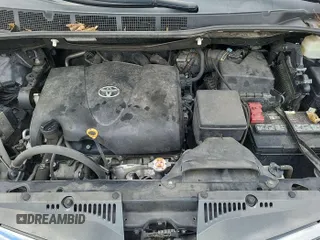 2020 Toyota Sienna XLE z VIN 5TDDZ3DC9LS240453, wystawiony jako IAAI lot #42566212 z przebiegiem 94 405 mil mil oraz . Historia ofert i sprzedaży dostępna na DreamBid. Obrazek 8.